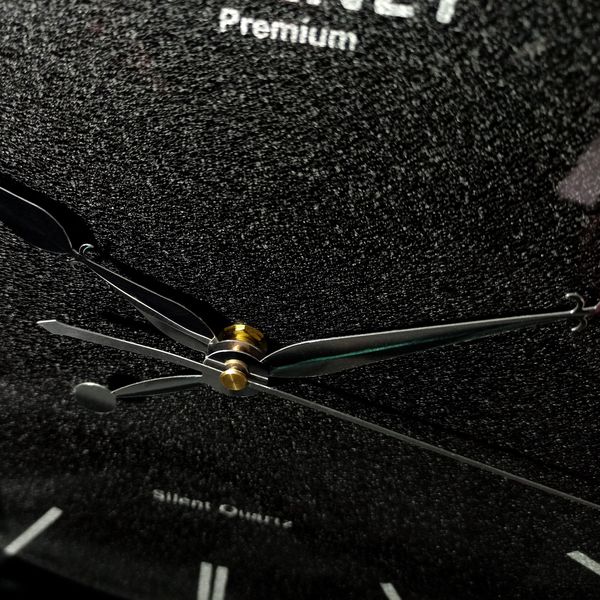 ساعت دیواری گارنت مدل 5002*935