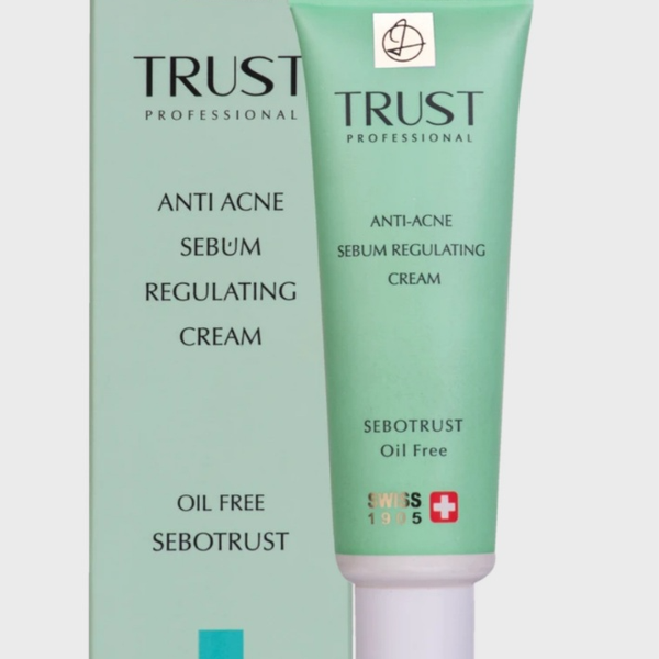 کرم ضد جوش و کنترل کننده چربی