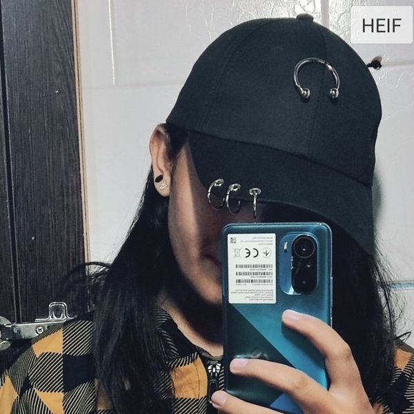 کلاه دخترانه پیرسینگی شیک