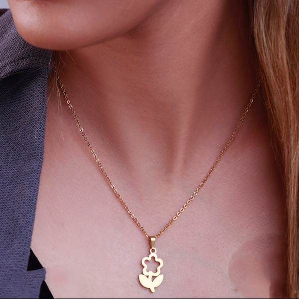 نیم ست شیک  زنانه طلایی رنگ ثابت