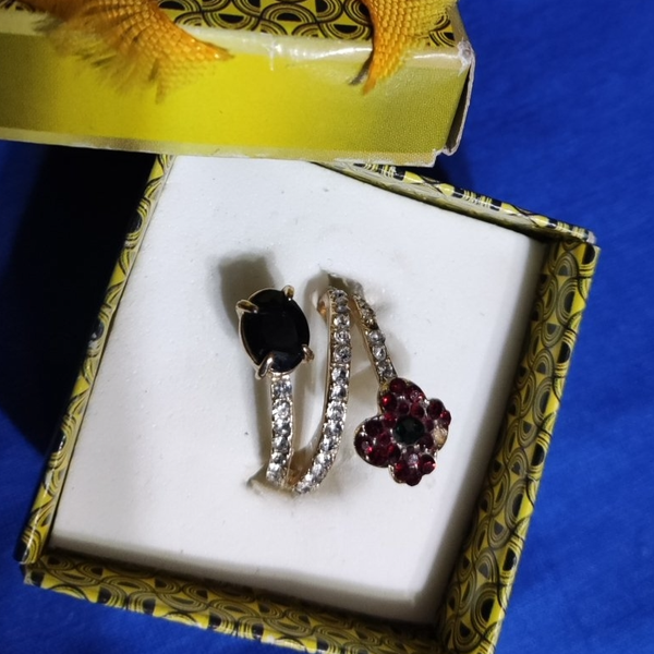 انگشتر نگین اتریشی  شیک دخترانه