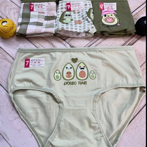 شورت عروسکی آووکادو