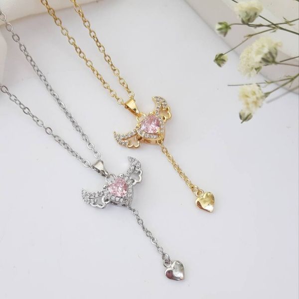 گردنبند قلب بالدار