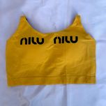 نیم تنه نیلو