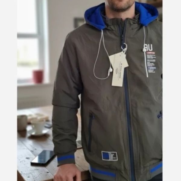 کاپشن شیک بهاره  دورو شیک هندزفری دار