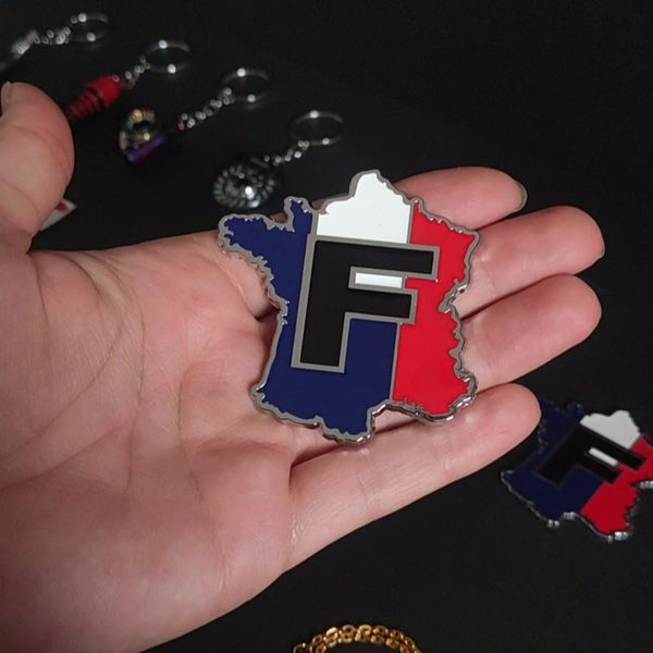 ارم فلزی طرح فرانسه