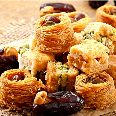 شیرینی و تنقلات