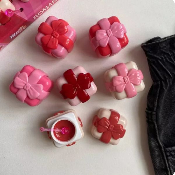 موس لب و گونه پاپیونی