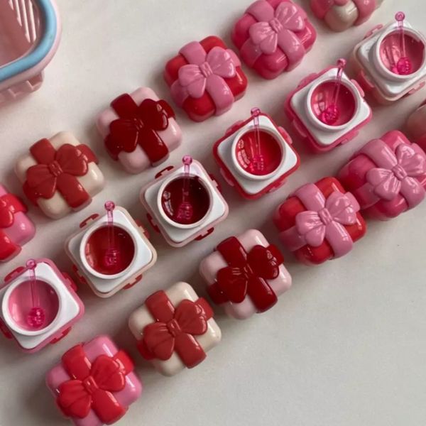 موس لب و گونه پاپیونی