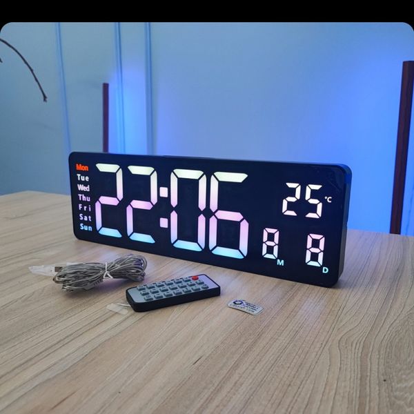 ساعت دیجیتال دیواری