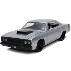 ماکت فلزی ماشین Plymouth road runner 1970 مقیاس 1/24