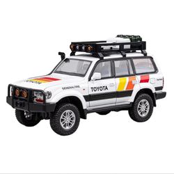 ماکت فلزی ماشین لندکروز اتاق 100 مقیاس 1.24 کد CZ609A