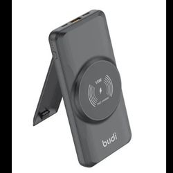 پاوربانک بودی مدل Budi PB802WB با ظرفیت 10000 میلی آمپر ساعت و توان 20 وات