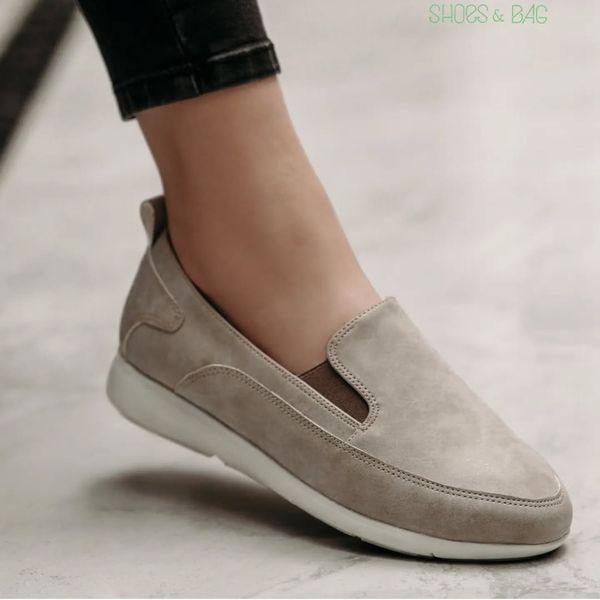 کالج نیگر _ موجودی به‌روز می‌باشد