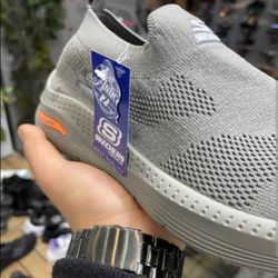 کفش جورابی اسکیچرز زنانه طوسی تمام