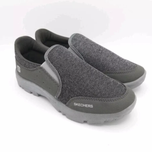 کیف دوشی کمربند چرم  کفش کتانی اسکیچرز  ست مناسب هدیه