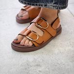 کفش تابستانه چسبی