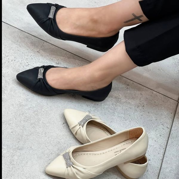 کالج زنانه نگینی تخت