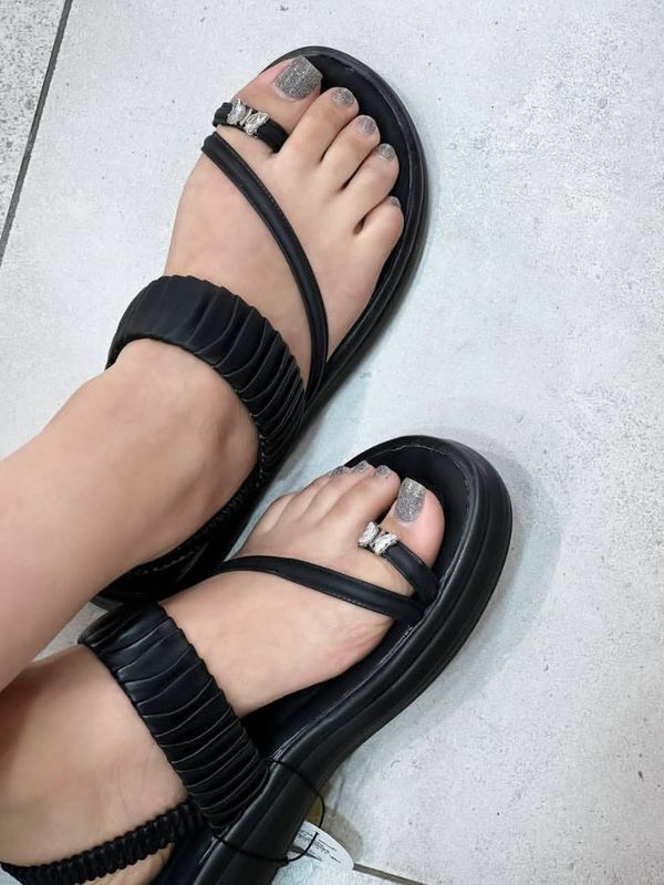 کفش تابستانه انگشتی پروانه ای