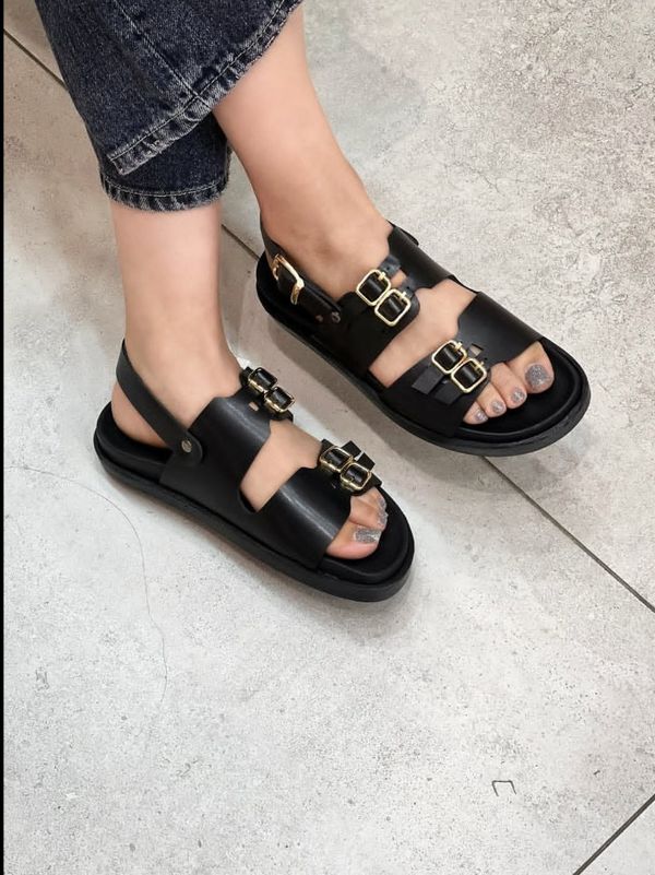 کفش تابستانه چهار سگک