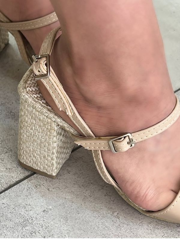 صندل تابستانه زنانه کنفی پاشنه