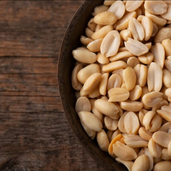 مغز بادام زمینی خام پوست کنده (250 گرم)