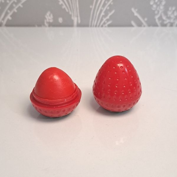 بالم لب رنگی توتفرنگی