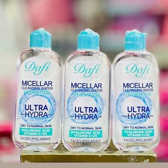 پاک کننده صورت مناسب پوست خشک و نرمال دافی