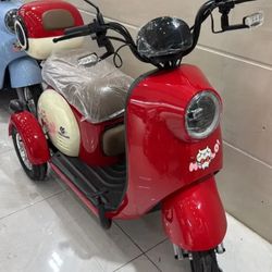 موتورسیکلت سه چرخ برقی Nicy