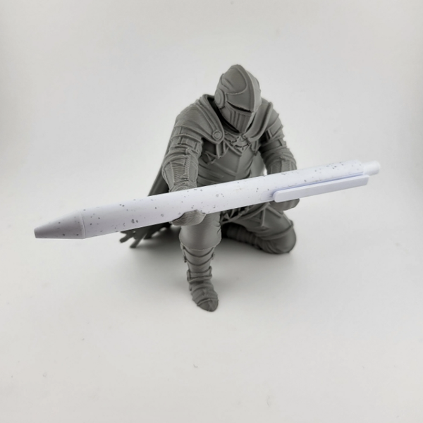 نگهدارنده خودکار شوالیه | Knight Pen Holder Desk Organizer