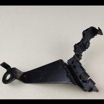 پایه لوله رفت و برگشت روغن هیدرولیک فرمان پژو 206 شرکتی ایساکو اصل 1812601699