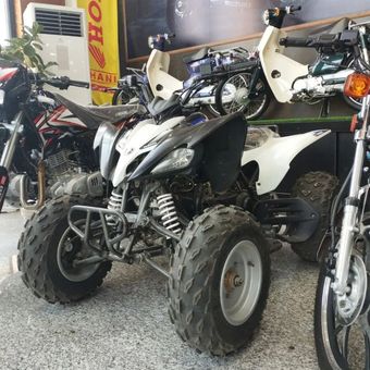 موتورسیکلت چهار چرخ  4 چرخ یاماها 200 سی سی yamaha ژاپنی