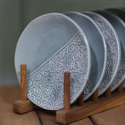 پیش دستی سفالی | طرح برجسته شش گل