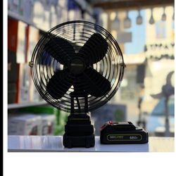 پنکه شارژی رومیزی DG_S90super دارای 4پره تمام فلز