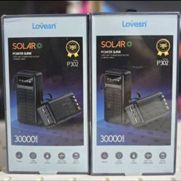 پاوربانک خورشیدی برند Lovesn p302 ظرفیت 30000 میلی آمپر ساعت
