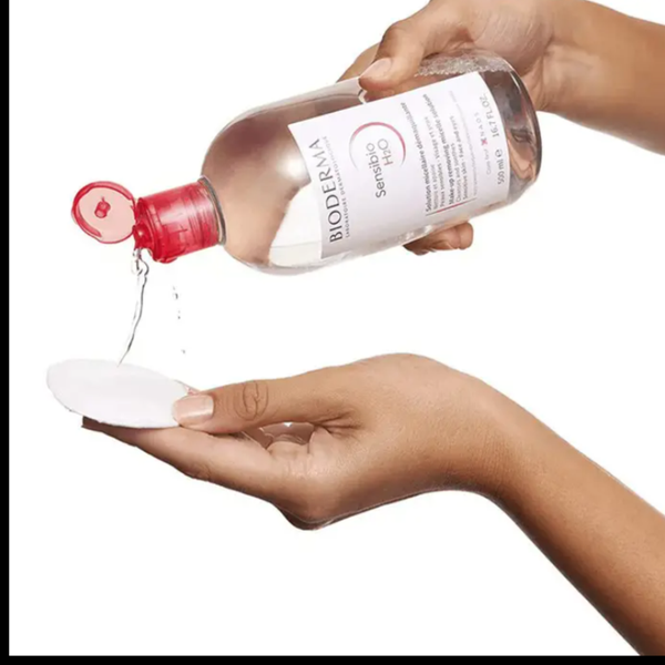 میسلار واتر پاک کننده آرایش مناسب پوست خشک و حساس Bioderma Sensibio Moisturizing Micellar Water