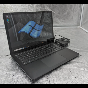 لپتاپ استوک مایکروسافتSurface Laptop3 نسل10 core i5 حافظه256ssd