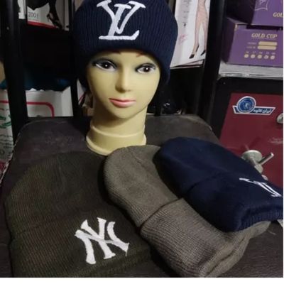 کلاه پسرانه گرم طرح LV