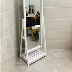 قاب آینه قدی پایه دار کد 10704