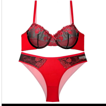 ست شورت و سوتین نوشه پوش 2