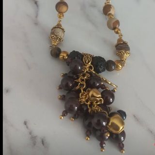 گردنبند خوشه ای گارنت و جاسبر