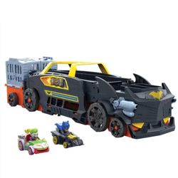 اسباب بازی مدل پیست هات ویلز اصلی طرح بتمن برند Mattel سری Hot Wheels