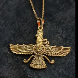 گردنبند فروهر برجسته دورو استیل طلایی