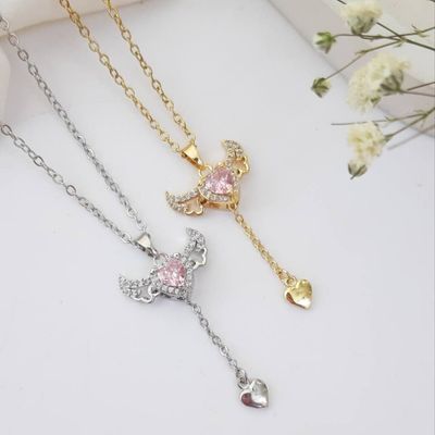 گردنبند قلب بالدار