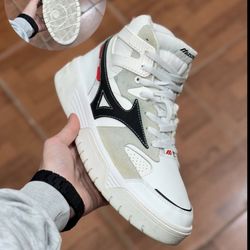 کفش استوک اورجینال میزانو تاناکورا