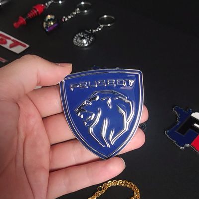 آرم فلزی رنگ آبی