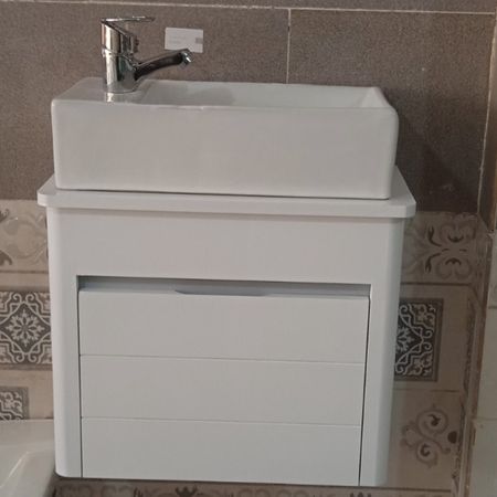 روشویی کابینتی شیر بغل
