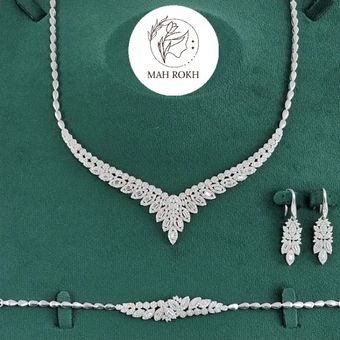 سرویس نقره جواهری زنانه با نگین های برلیان و باگت 35.4 گرمی نقره اصل 925