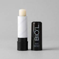 بالم لب مردانه بیول مدل Me با SPF 15، مرطوبکننده و درمان خشکی لب، با ترکیبات گلیسیرین، محفظه ماتیکی