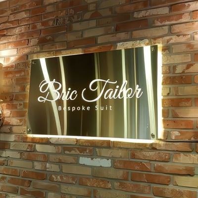تابلولوگو بک لایت طلایی مدل t104